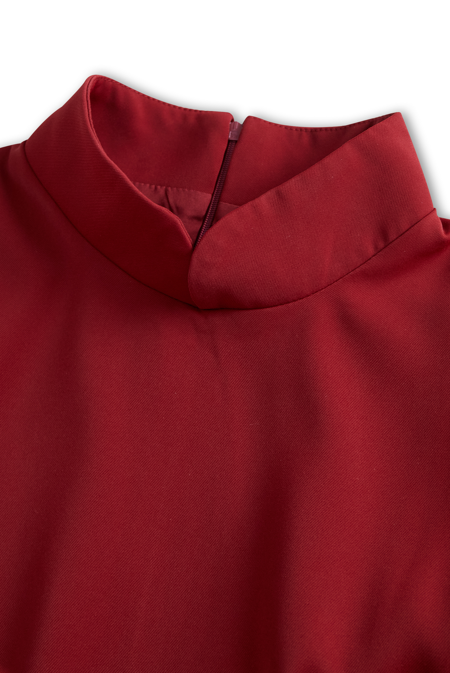 Elegantna bela obleka z ovratnikom mandarin in dizajnom pasu