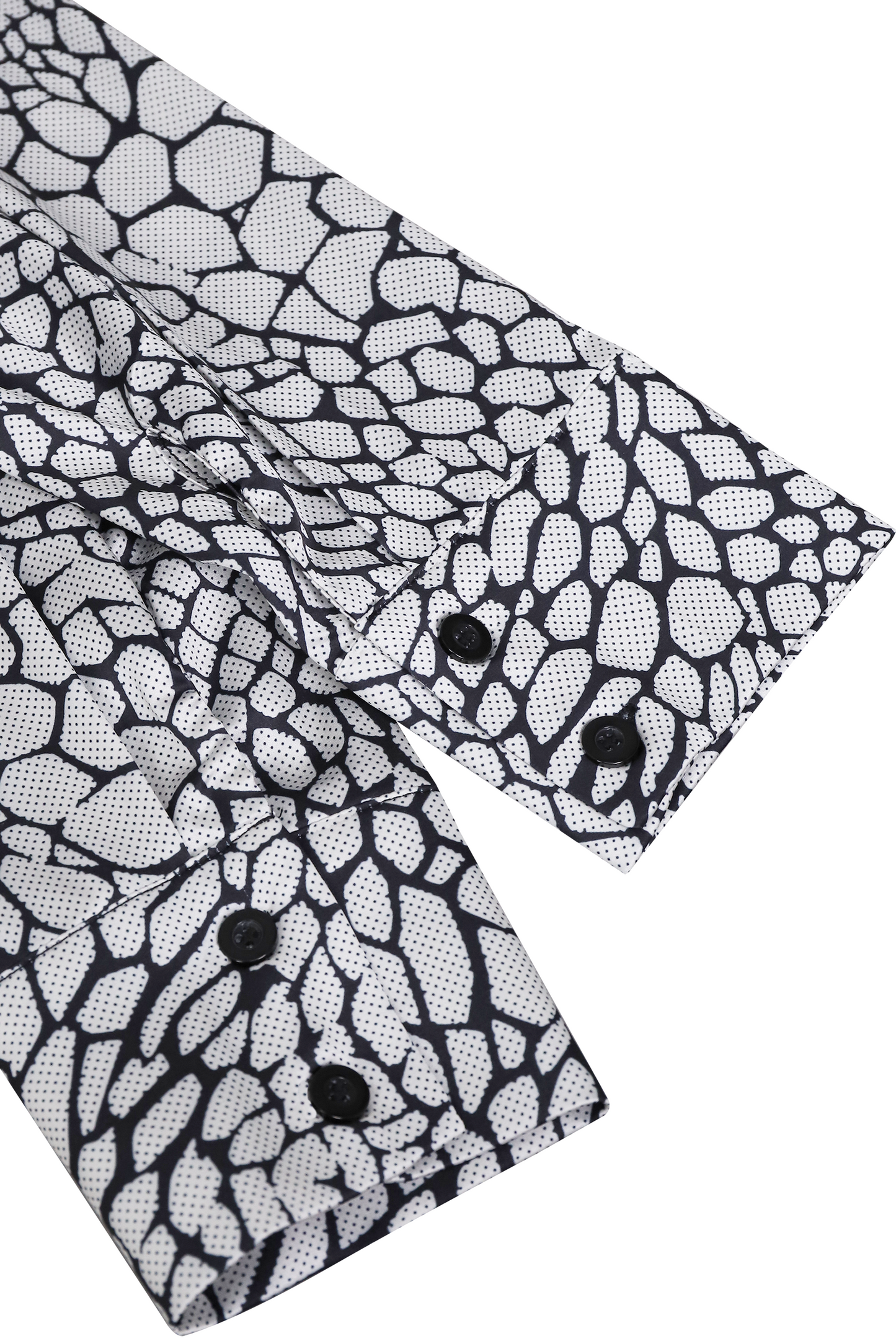 Moderna satenasta bluza s klasičnim kačjim vzorcem in eleganco 