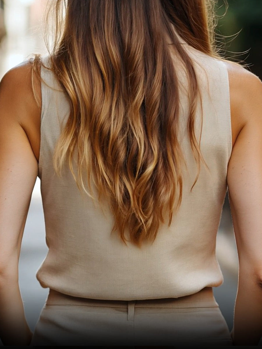 Minimalistična blond lanena majica brez rokavov z visokim ovratnikom