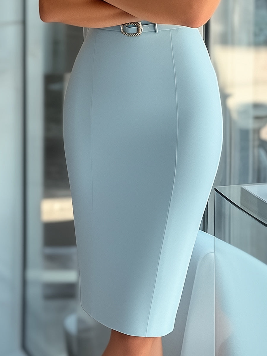 Asimetrična elegantna nebesno modra obleka s pasom 