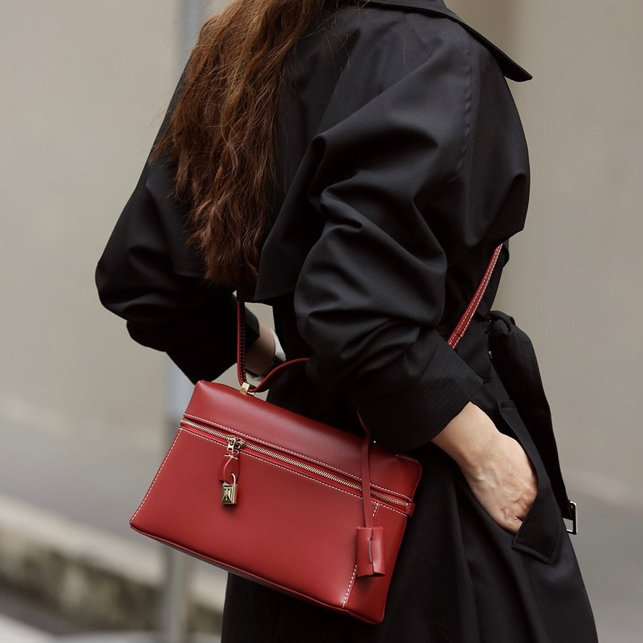 Ženska torba iz pravega usnja