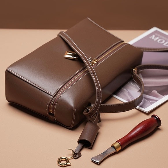 Ženska torba iz pravega usnja