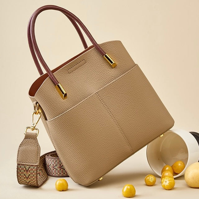 Elegantna ženska torbica čez telo iz pravega usnja