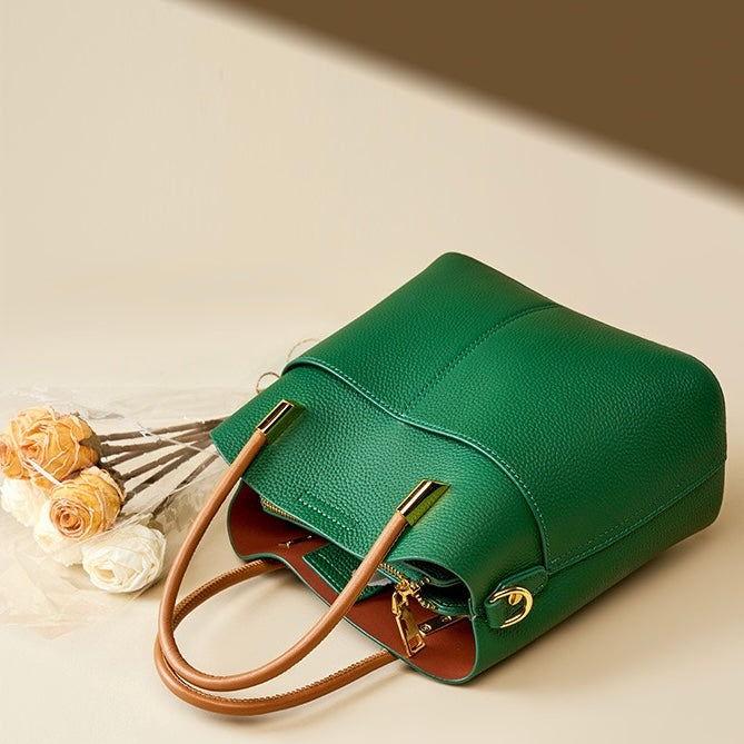 Elegantna ženska torbica čez telo iz pravega usnja