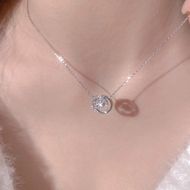 Ogrlica z Möbiusom v obliki neskončnega kroga