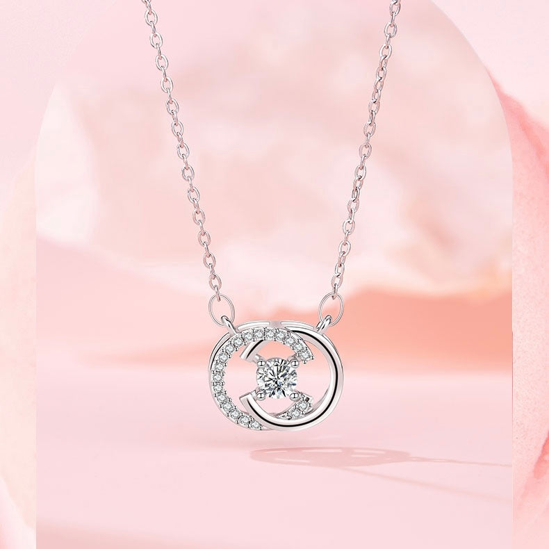 Ogrlica z Möbiusom v obliki neskončnega kroga