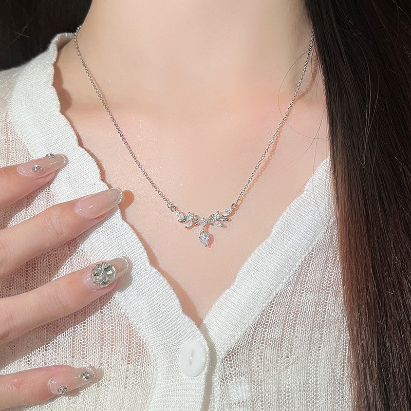 Ogrlica Sanjski cvet lovorja