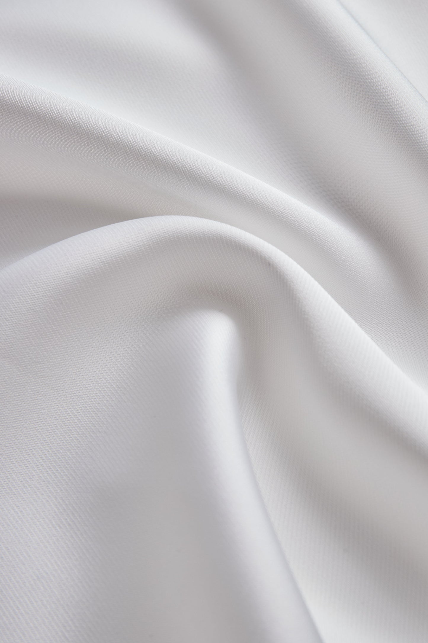 Elegantna cvetlična bluza s cvetličnim vzorcem 