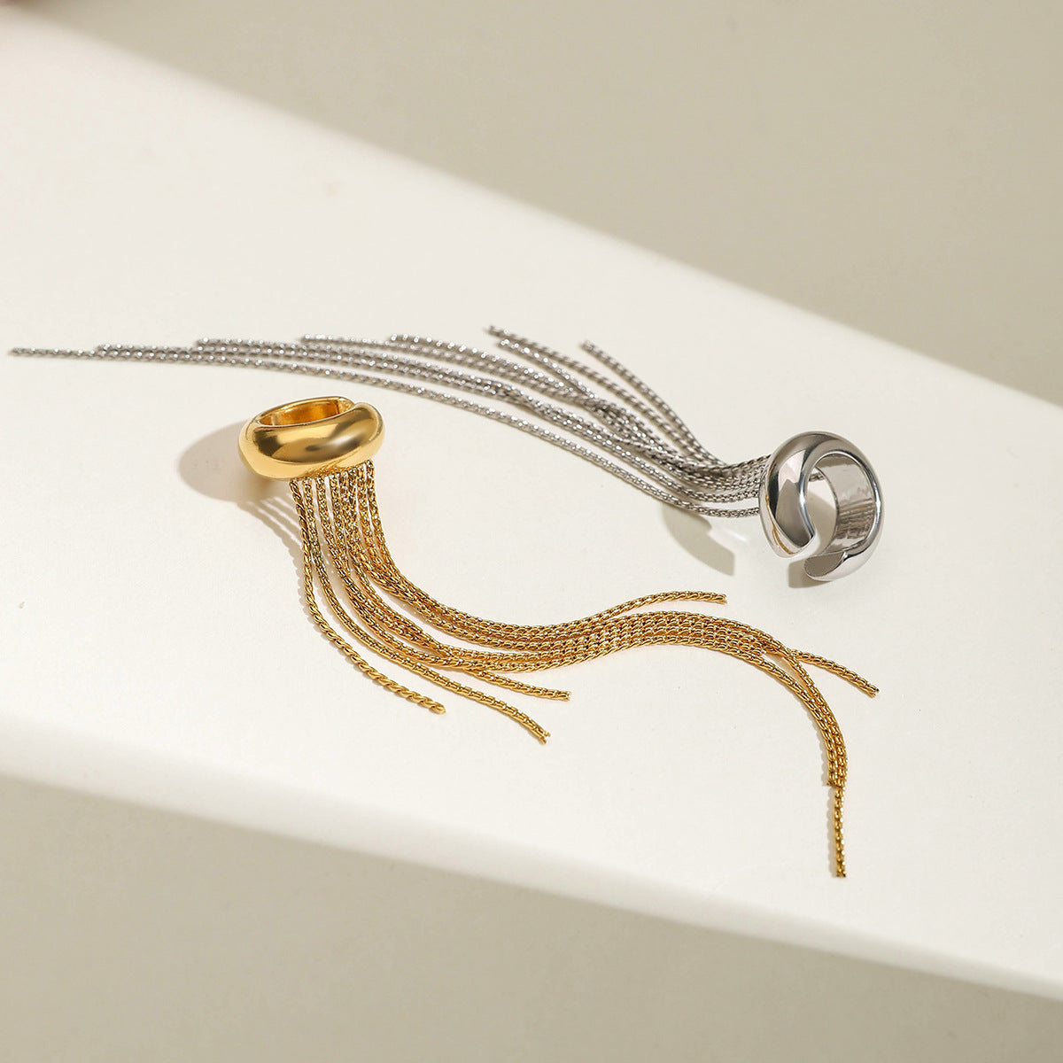 Uhani z resicami (brez prebadanja)