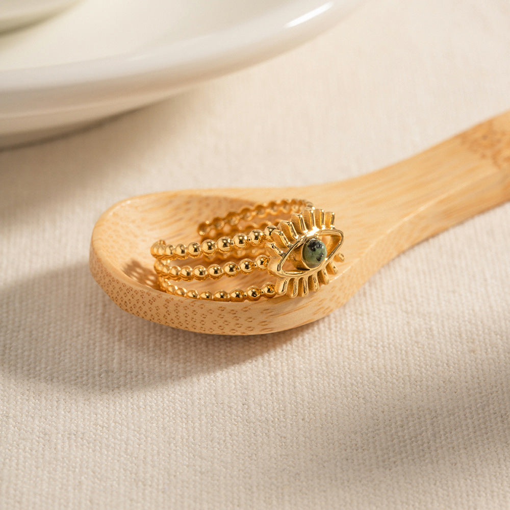 Prstan iz afriškega bora proti zlobnemu očesu