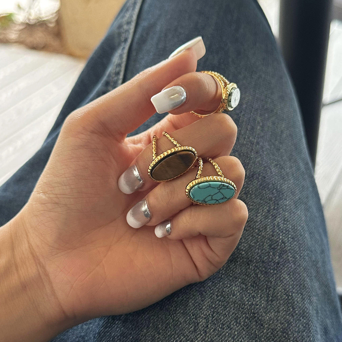 Luksuzni turkizni ovalni prstan s tigrovim očesom (nastavljiv)