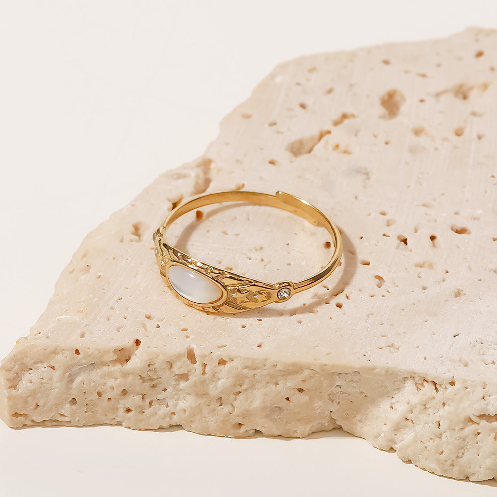 Retro francoski prstan iz nerjavečega jekla