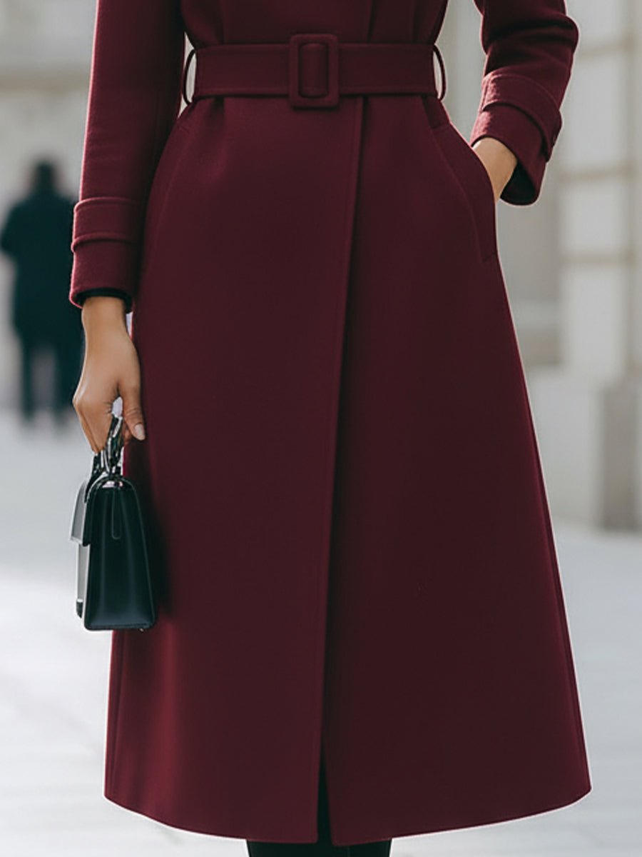 Eleganten bordo volnen plašč s pasom